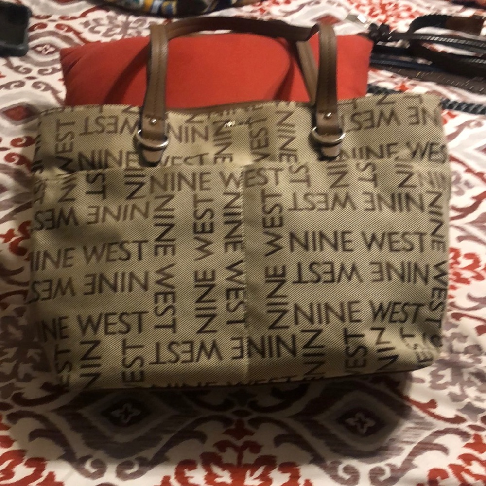 Nine West purse… brown